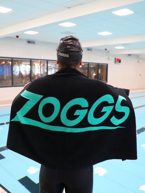 Zoggs Pool Towel - Black/Turquoise