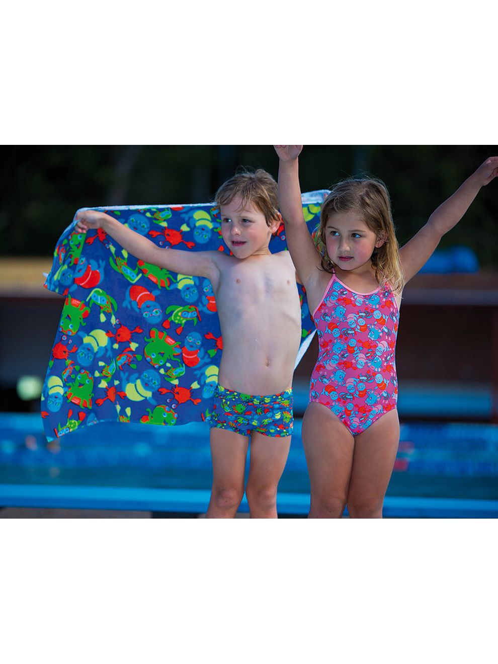 Maillot De Bain 1 Pièce Femme Zoggs Yarra Scoopback - Multi/black